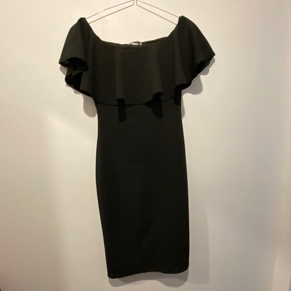 Formal off the shoulder dress - Picture 1 of 4